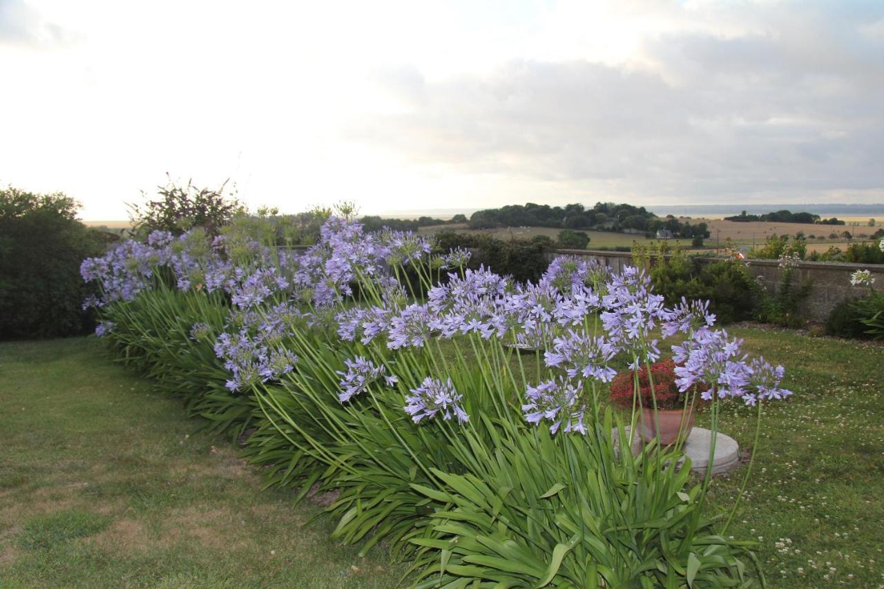 Bed and Breakfast Les Agapanthes Huisnes-sur-Mer Zewnętrze zdjęcie